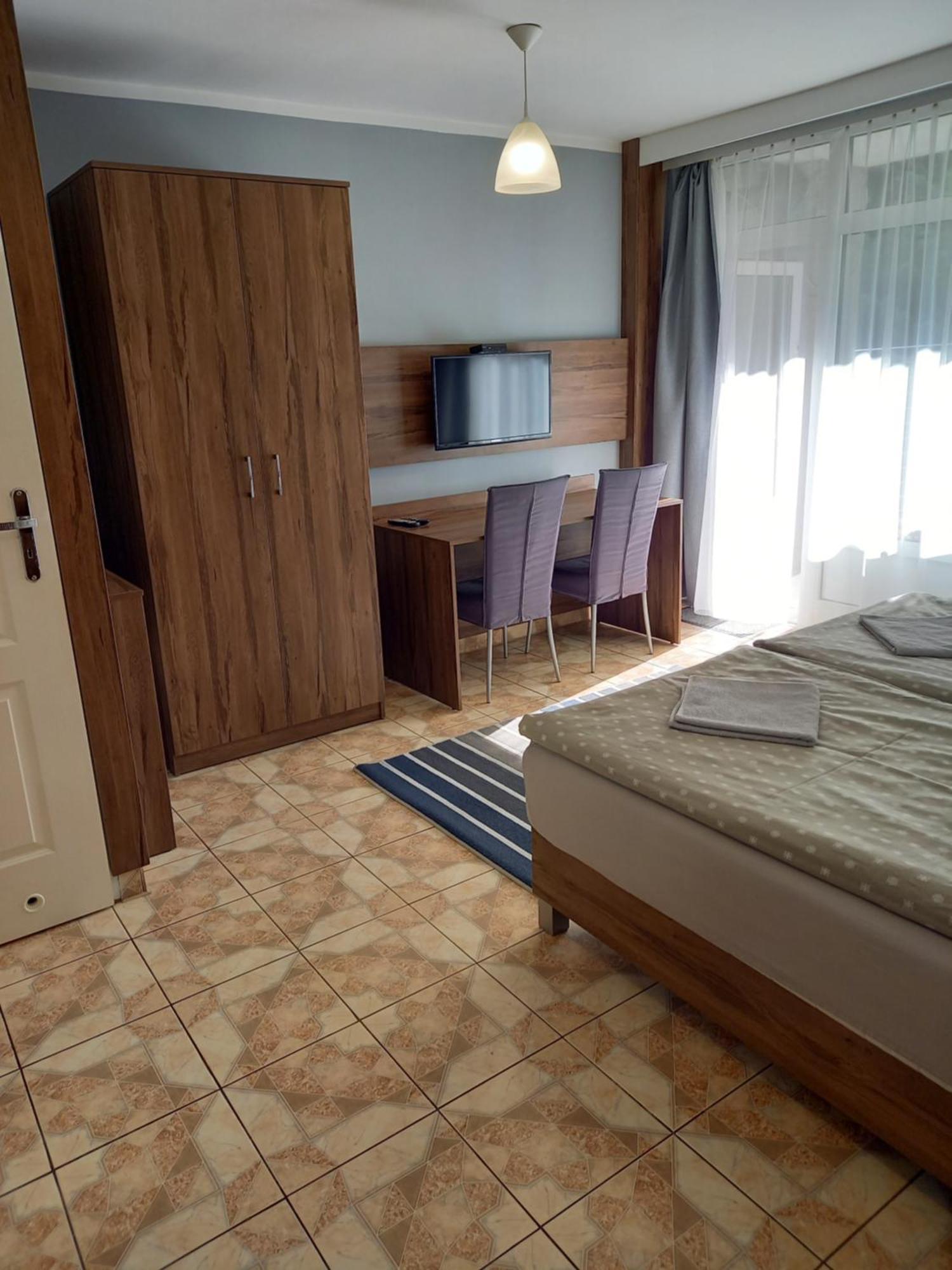 Mini Apartamenty Centrum Kraków Exteriör bild